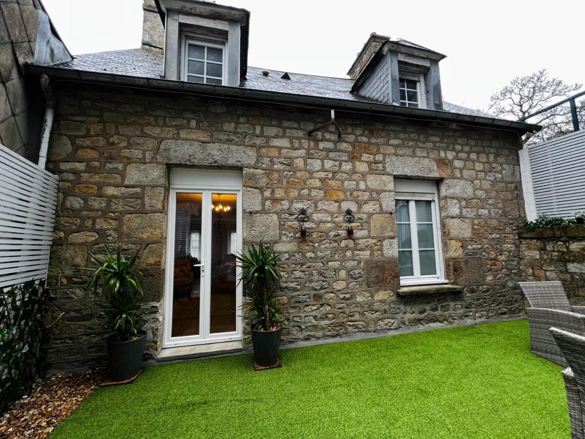 A La Maison - Hebergement De Luxe Domfront  Eksteriør billede