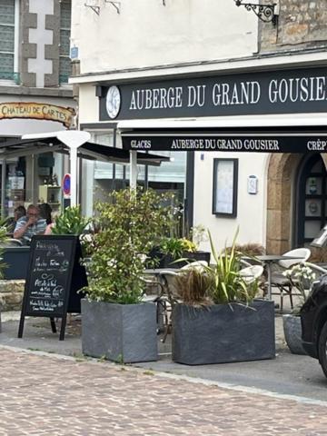 A La Maison - Hebergement De Luxe Domfront  Eksteriør billede